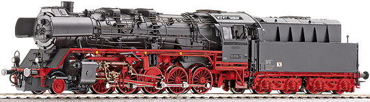 Steam locomotive BR 50.50 with oil tender (3-RAIL AC)<br /><a href='images/pictures/Roco/68265.jpg' target='_blank'>Full size image</a>